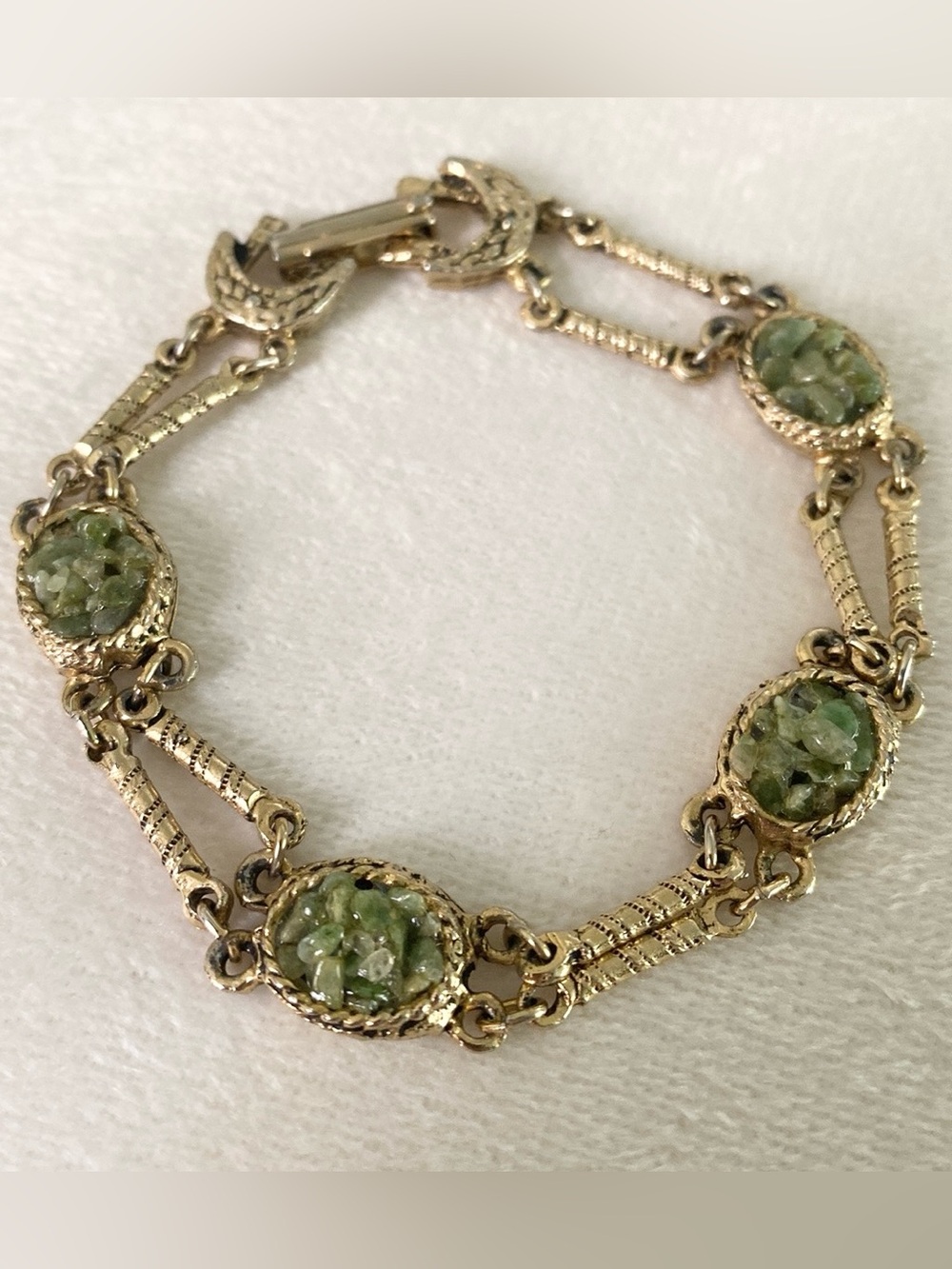 Vintage Gold-Tone Bracelet with Green Stone Chip Stations